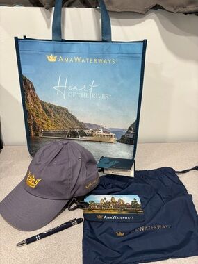 Travel Bundle Set AmaWaterways Cruise Line